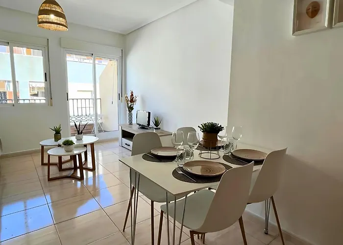 Apartment Sunny Flat 500 Metres From The - Centre *