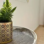 Sunny Flat 500 Metres From The - Centre Apartment *